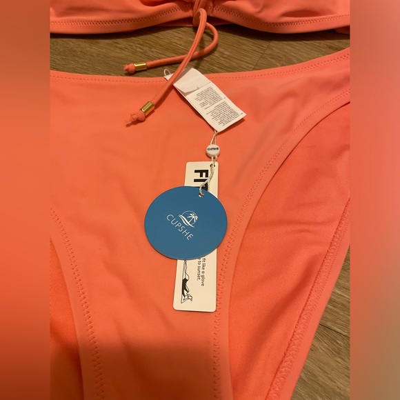 CUPSHE Rosalie Ruched Drawstring Knot Bikini - Picture 3 of 9